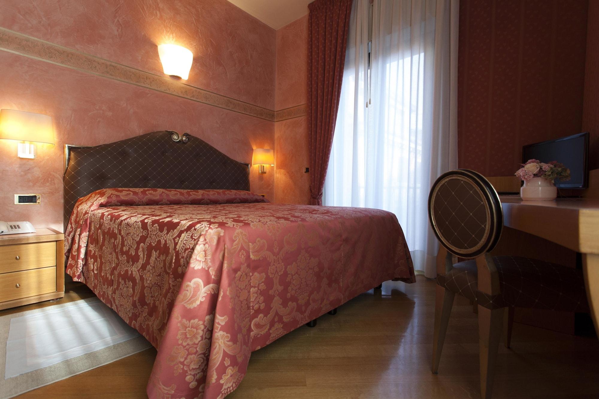 Hotel Europa Vérone Extérieur photo