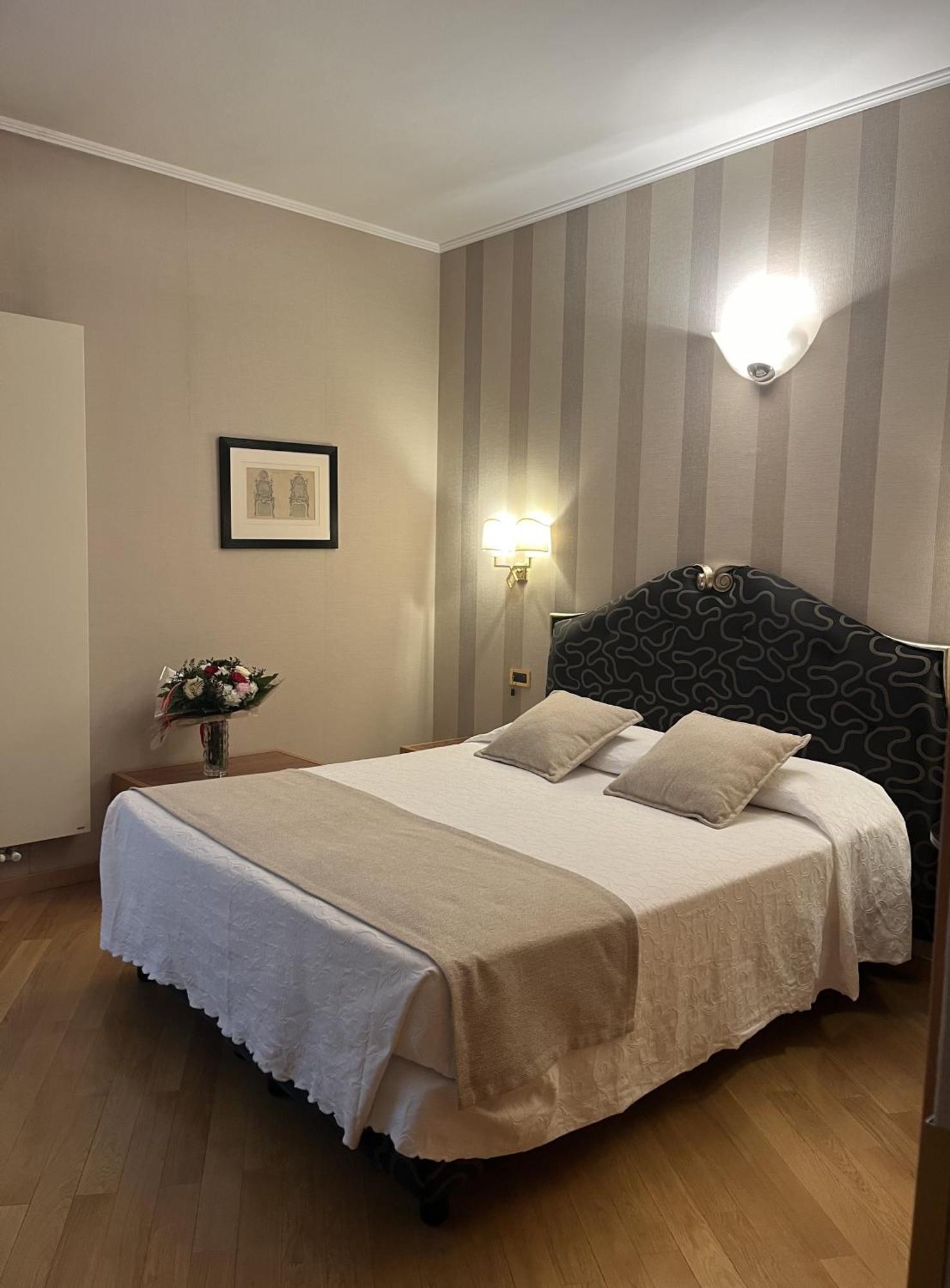 Hotel Europa Vérone Extérieur photo